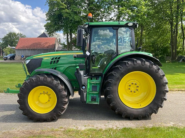 2017 john deere 6155r vierwielaangedreven landbouwtractor - afbeelding 12 van  30
