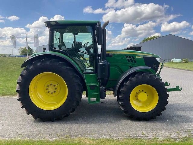 2017 john deere 6155r vierwielaangedreven landbouwtractor - afbeelding 27 van  30