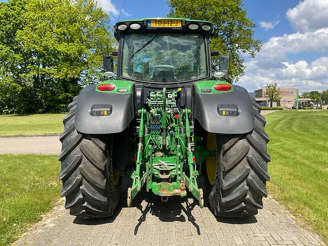 2017 john deere 6215r vierwielaangedreven landbouwtractor - afbeelding 28 van  33