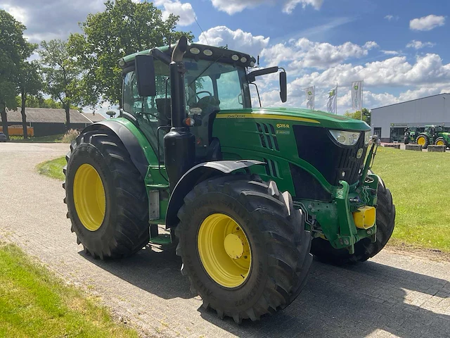 2017 john deere 6215r vierwielaangedreven landbouwtractor - afbeelding 31 van  33