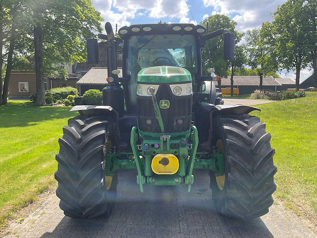 2017 john deere 6215r vierwielaangedreven landbouwtractor - afbeelding 32 van  33