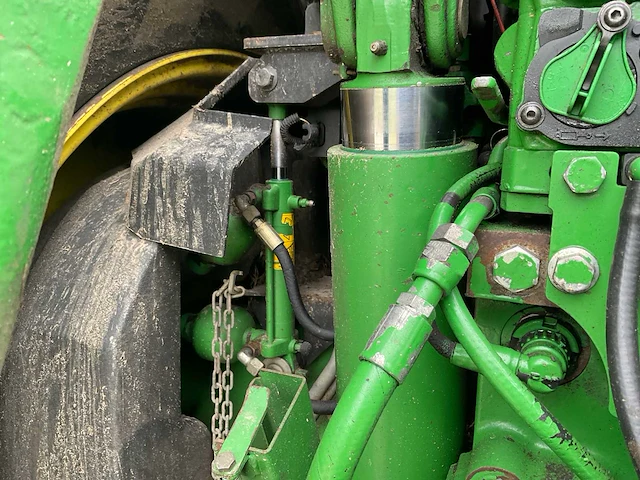 2017 john deere 6215r vierwielaangedreven landbouwtractor - afbeelding 5 van  31