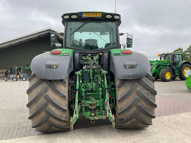 2017 john deere 6215r vierwielaangedreven landbouwtractor - afbeelding 30 van  31