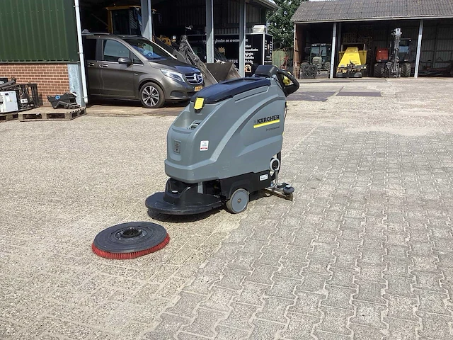 2017 kärcher b 40 w vloerreiniger - afbeelding 1 van  12