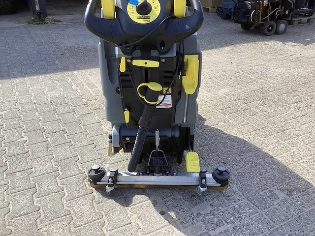 2017 kärcher b 40 w vloerreiniger - afbeelding 9 van  12