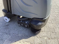2017 kärcher professional cv 60/2 rs vloerreiniger - afbeelding 19 van  19