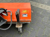 2017 kersten k2000 werktuigdrager met rolbezem - afbeelding 2 van  17