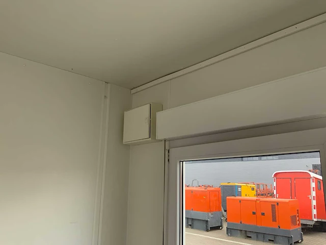 2017 kleusberg solid typ 3/4 kantoorunit - afbeelding 11 van  13