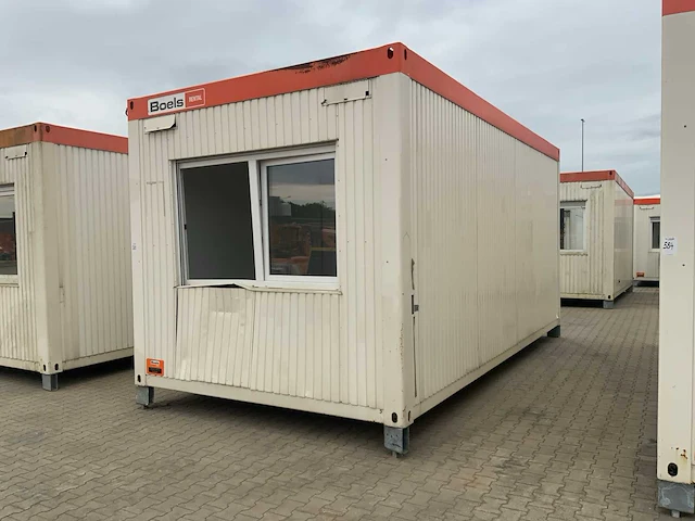 2017 kleusberg solid typ 3/4 kantoorunit - afbeelding 1 van  13