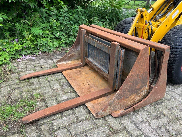 2017 knikmops 130 shovel - afbeelding 9 van  21
