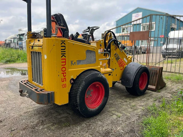 2017 knikmops 130 shovel - afbeelding 15 van  21