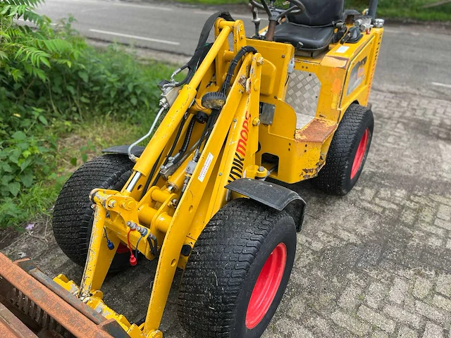 2017 knikmops 130 shovel - afbeelding 17 van  21