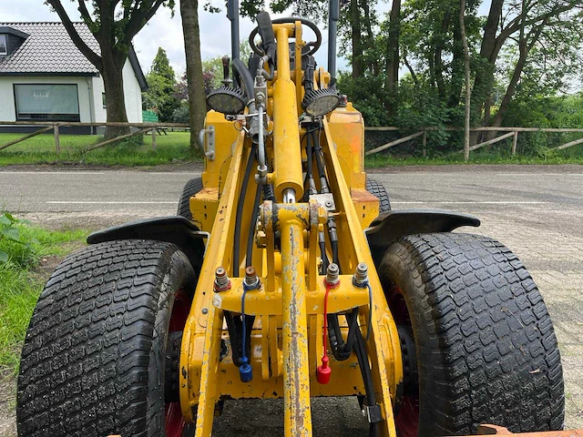 2017 knikmops 130 shovel - afbeelding 18 van  21