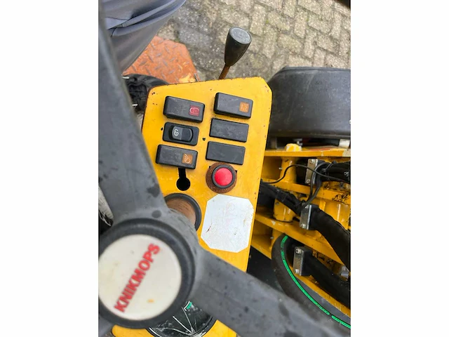 2017 knikmops 130 shovel - afbeelding 20 van  21