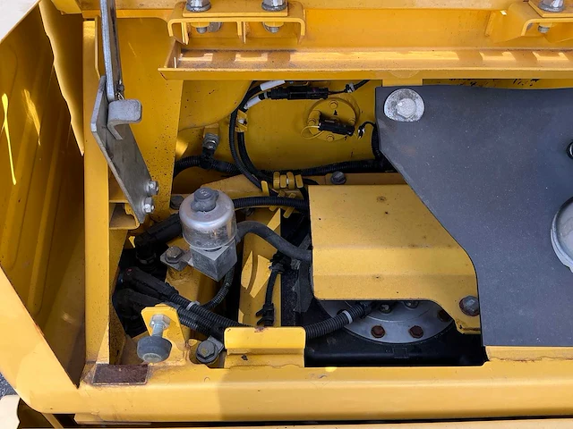 2017 komatsu pc240lc rupsgraafmachine - afbeelding 16 van  68