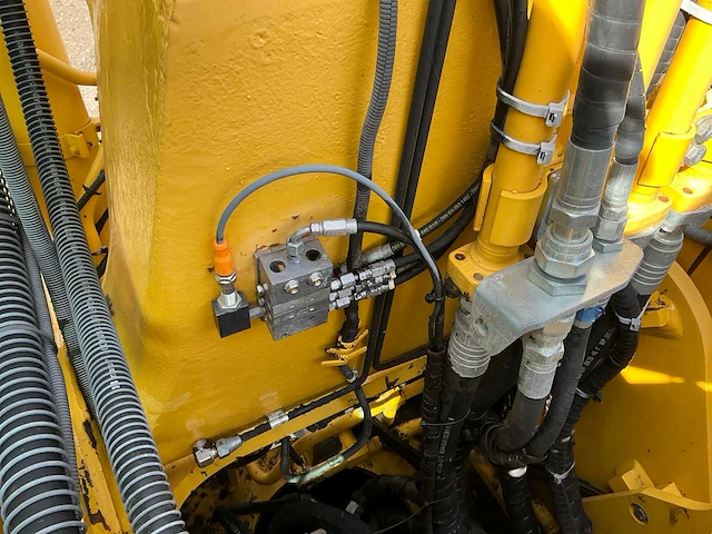 2017 komatsu pc240lc rupsgraafmachine - afbeelding 22 van  68