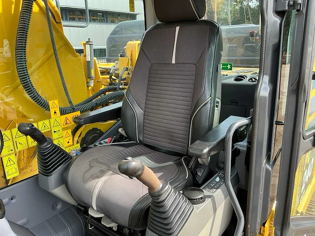 2017 komatsu pc240lc rupsgraafmachine - afbeelding 39 van  68