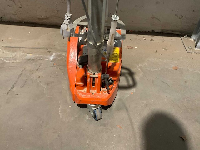 2017 kt kunzle & tasin scorpion parketschuurmachine - afbeelding 3 van  12