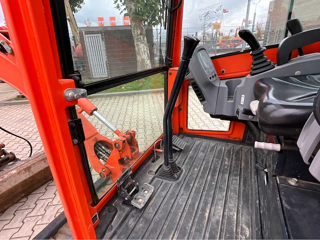 2017 kubota kx016-4g minigraafmachine - afbeelding 24 van  43