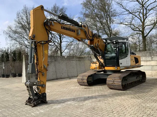 2017 liebherr r922 lc rupsgraafmachine - afbeelding 1 van  63