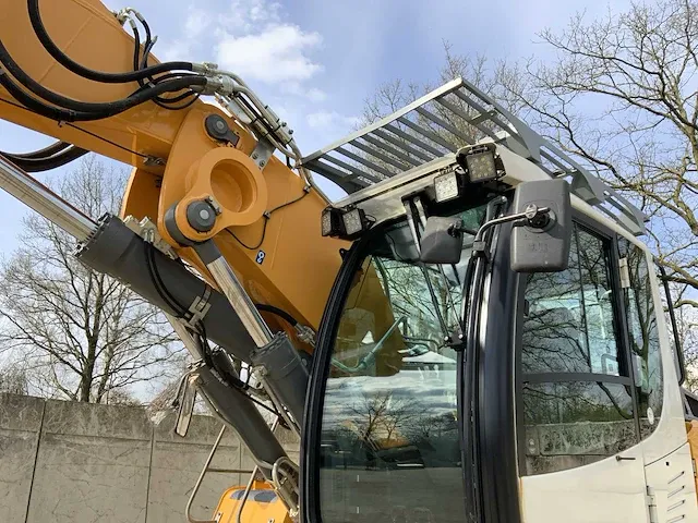 2017 liebherr r922 lc rupsgraafmachine - afbeelding 21 van  63