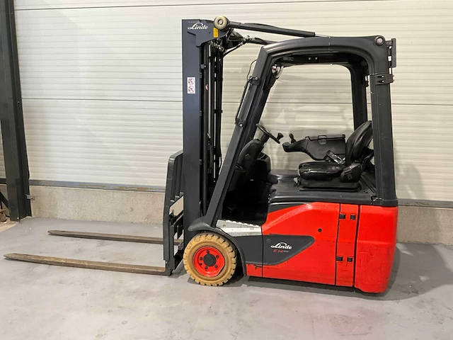 2017 linde e14-02 vorkheftruck - afbeelding 11 van  17
