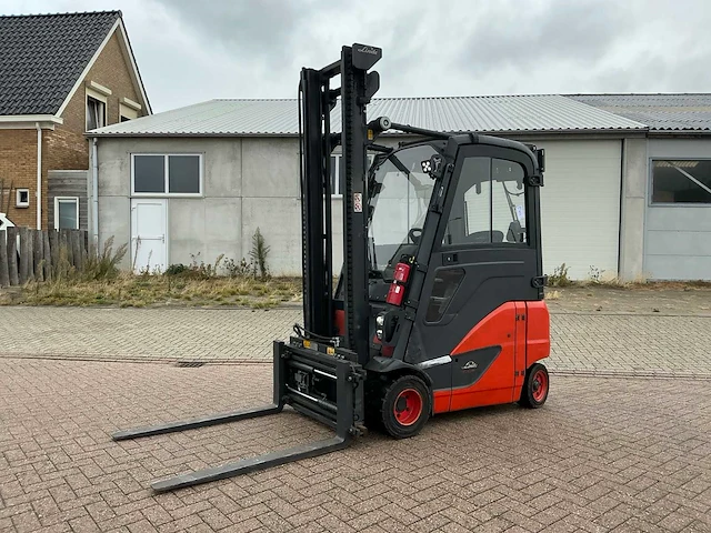 2017 linde e20ph-02 vorkheftruck - afbeelding 1 van  16