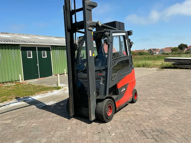 2017 linde e25 vorkheftruck - afbeelding 9 van  16