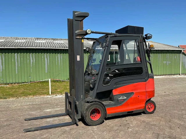 2017 linde e35 vorkheftruck - afbeelding 1 van  13