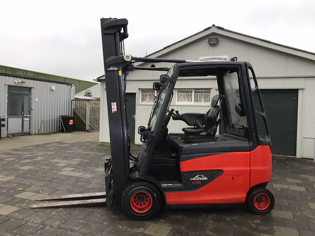 2017 linde e35hl-01 vorkheftruck - afbeelding 1 van  15