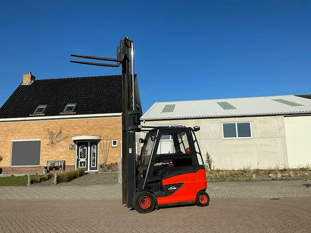 2017 linde e35hl-01 vorkheftruck - afbeelding 2 van  14