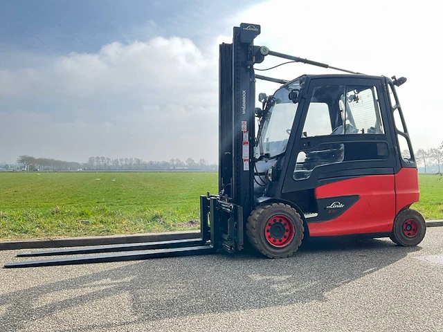 2017 linde e50hl 5000kg vorkheftruck bomvol met opties - afbeelding 1 van  27