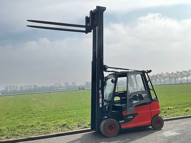 2017 linde e50hl 5000kg vorkheftruck bomvol met opties - afbeelding 23 van  27