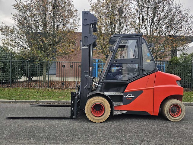 2017 linde e80-01/900 8000kg accu 2020 vorkheftruck - afbeelding 1 van  28