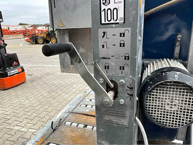 2017 lissmac dts 420-pe/n verticale steenzaagmachine / blokzaagmachine - afbeelding 6 van  17