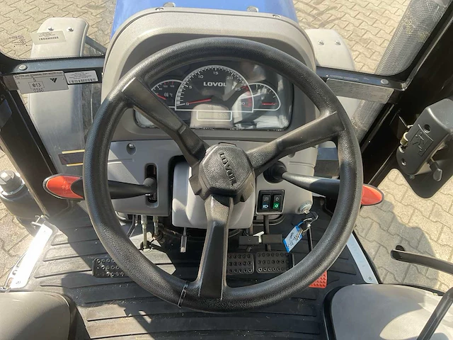 2017 lovol 504 tb-3 vierwielaangedreven landbouwtractor - afbeelding 9 van  22