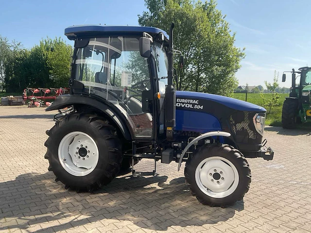 2017 lovol 504 tb-3 vierwielaangedreven landbouwtractor - afbeelding 19 van  22