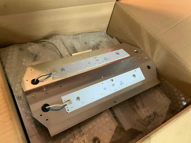 2017 lumin lantaarnpaal led-verlichting (54x) - afbeelding 1 van  4