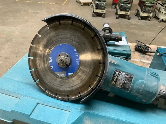 2017 makita ga9020 haakse slijpmachine - afbeelding 3 van  5