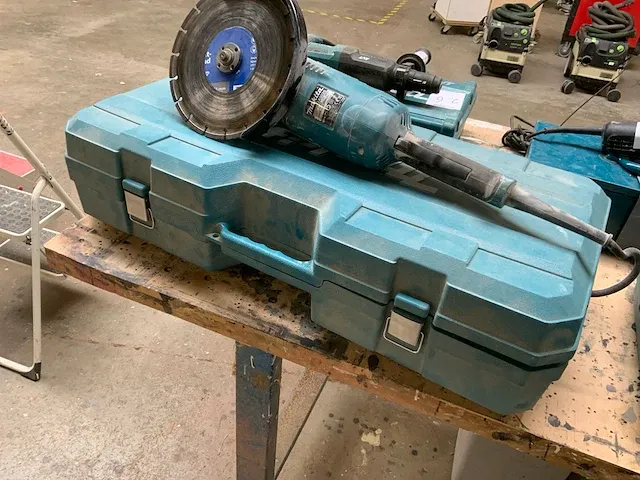 2017 makita ga9020 haakse slijpmachine - afbeelding 5 van  5