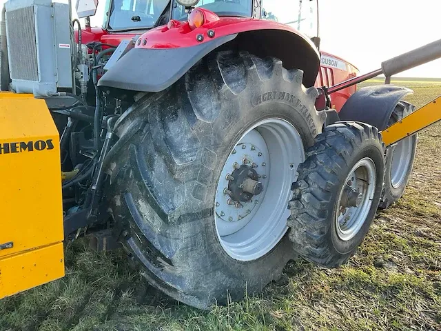 2017 massey ferguson 7718 dyna-vt vierwielaangedreven landbouwtractor met maaiarm - afbeelding 16 van  39