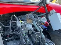 2017 massey ferguson 7718 dyna-vt vierwielaangedreven landbouwtractor met maaiarm - afbeelding 20 van  39