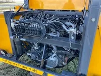 2017 massey ferguson 7718 dyna-vt vierwielaangedreven landbouwtractor met maaiarm - afbeelding 24 van  39