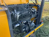 2017 massey ferguson 7718 dyna-vt vierwielaangedreven landbouwtractor met maaiarm - afbeelding 25 van  39