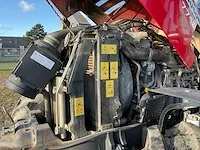 2017 massey ferguson 7718 dyna-vt vierwielaangedreven landbouwtractor met maaiarm - afbeelding 31 van  39