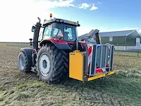 2017 massey ferguson 7718 dyna-vt vierwielaangedreven landbouwtractor met maaiarm - afbeelding 34 van  39