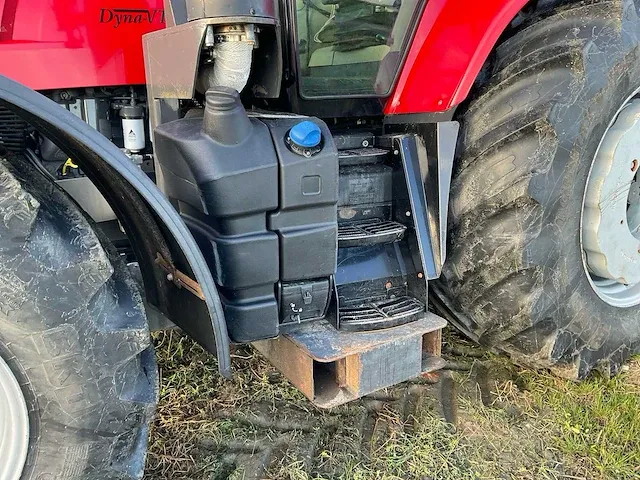 2017 massey ferguson 7718 dyna-vt vierwielaangedreven landbouwtractor met maaiarm - afbeelding 36 van  39