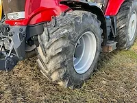 2017 massey ferguson 7718 dyna-vt vierwielaangedreven landbouwtractor met maaiarm - afbeelding 37 van  39