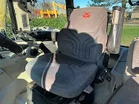 2017 massey ferguson 7724 dyna-6 vierwielaangedreven landbouwtractor - afbeelding 3 van  45