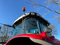 2017 massey ferguson 7724 dyna-6 vierwielaangedreven landbouwtractor - afbeelding 37 van  45